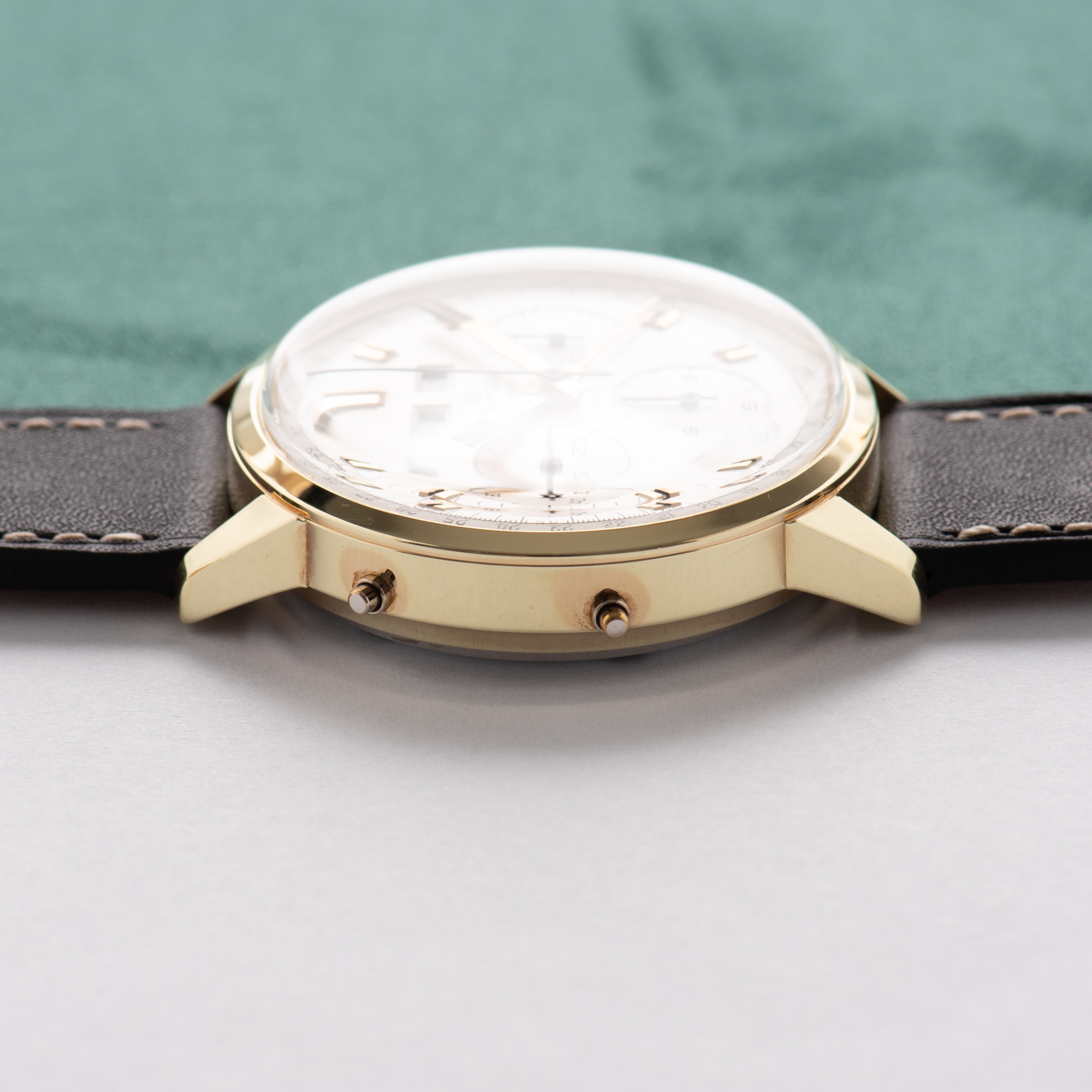 Vue de Wakmann Triple Date Chronograph — Cal. Valjoux 730 — 1970